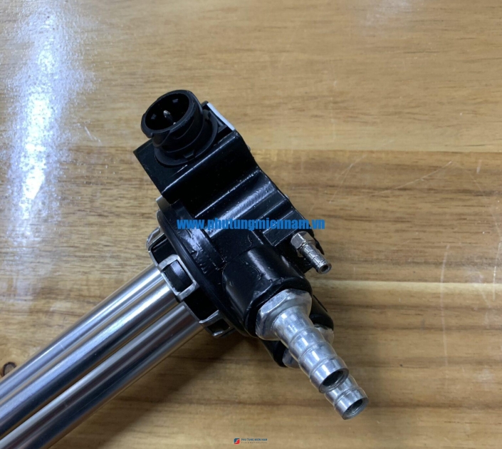 Phao báo dầu vuông, rắc chờ