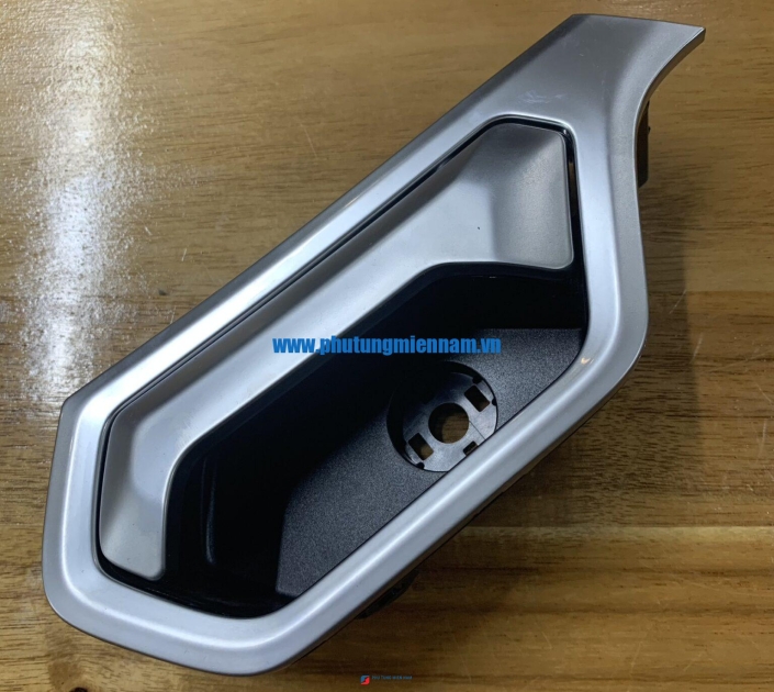 Tay Mở cửa trong bên L