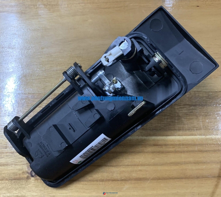 Tay mở cửa ngoài A7 – L