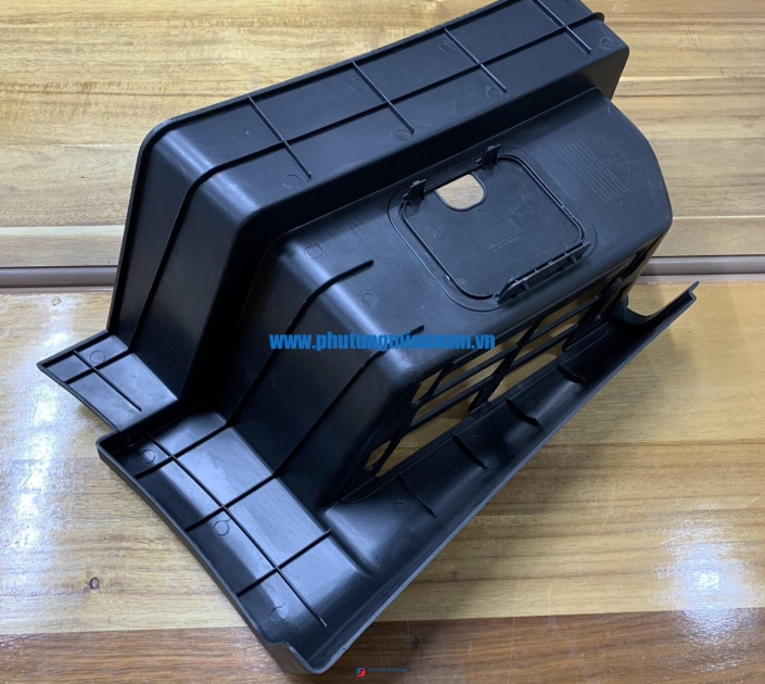 Ốp bậc dưới T5G-L