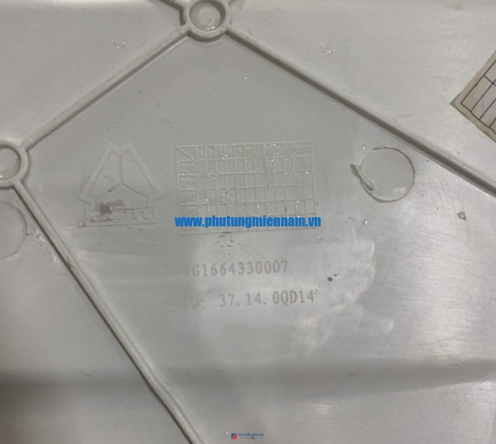 Ốp cánh cửa trong A7-L